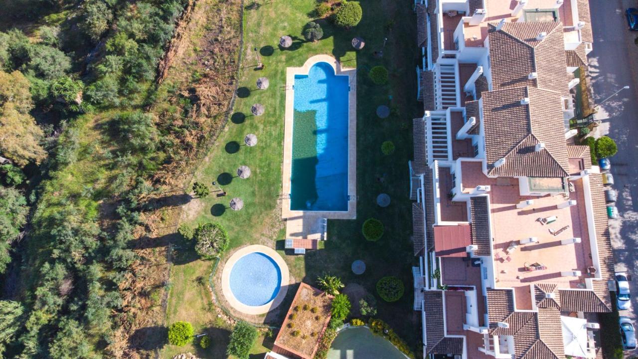 Moderno Apartamento Con Preciosas Vistas Al Mar En Urbanizacion Con Piscina - Rio Real 11 2G マルベーリャ エクステリア 写真