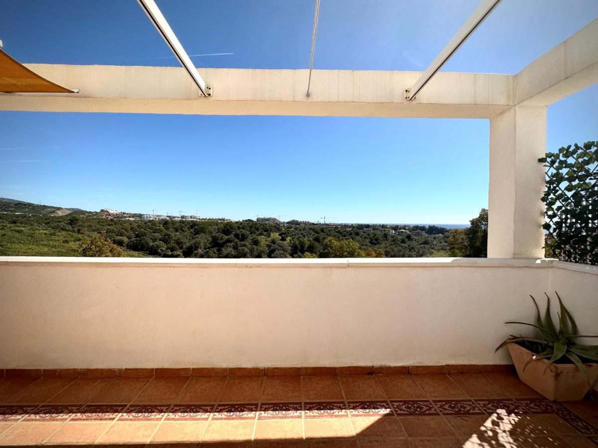 Moderno Apartamento Con Preciosas Vistas Al Mar En Urbanizacion Con Piscina - Rio Real 11 2G マルベーリャ エクステリア 写真